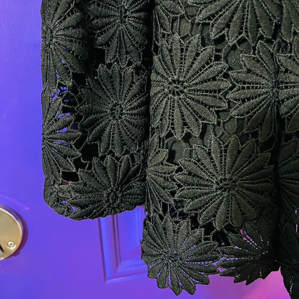 BEREK Crochet Blazer - Picture 6 of 7